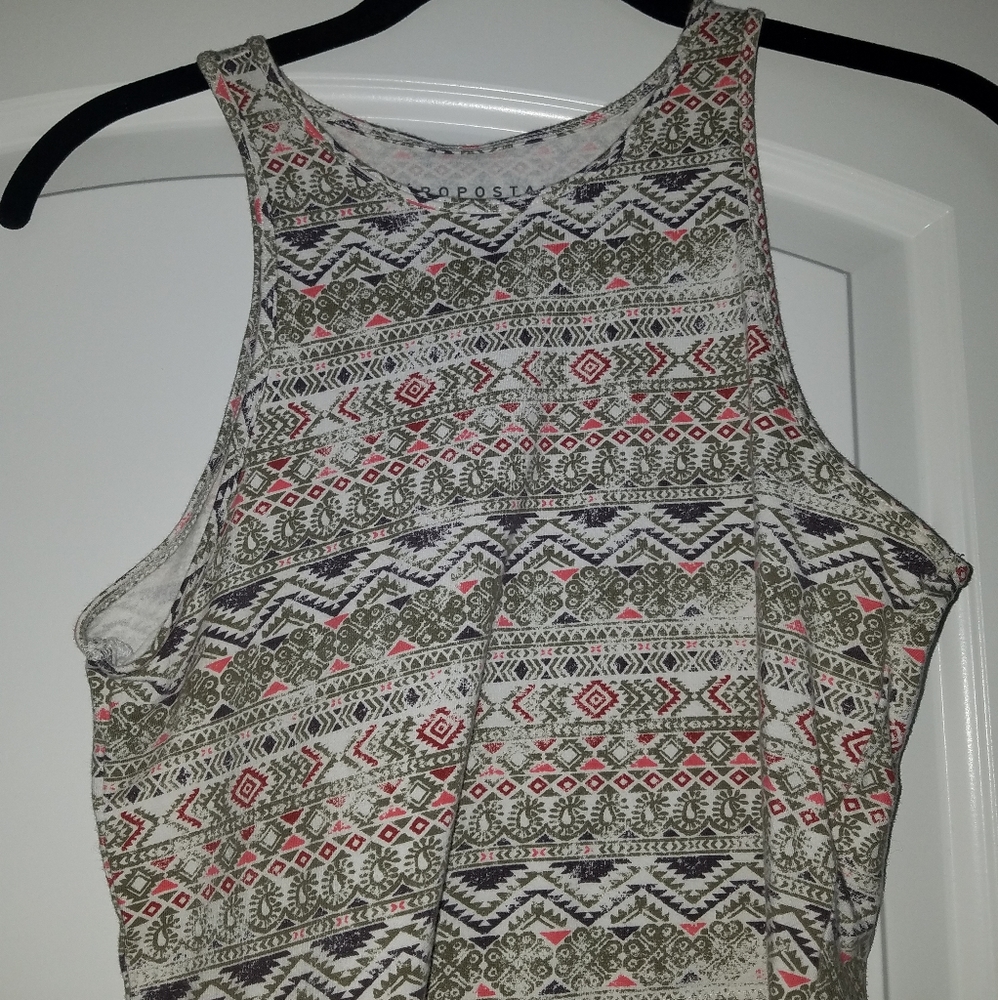 Aeropostale patterned crop top